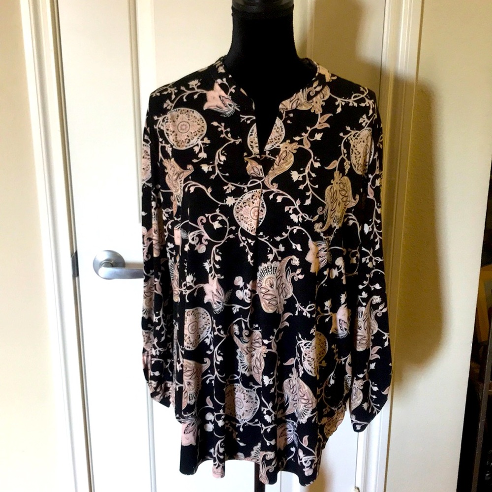 J/M Knit top, button sleeve